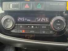 Mitsubishi Outlander 2.0 12kWh 3h SUV - U6771