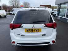Mitsubishi Outlander 2.0 12kWh 3h SUV - U6771