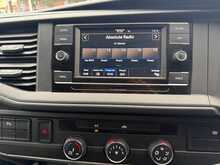 Volkswagen Transporter TDI T28 Highline SWB - U6773