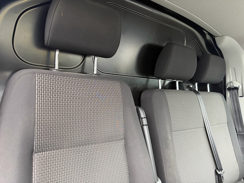 Volkswagen Transporter TDI T28 Highline SWB - U6773