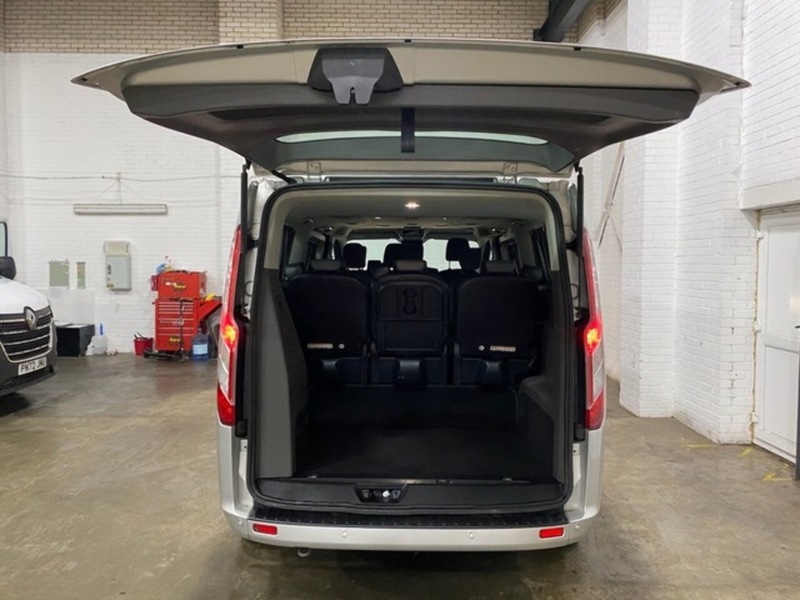 Ford Tourneo Custom 320 EcoBlue Titanium - U6774