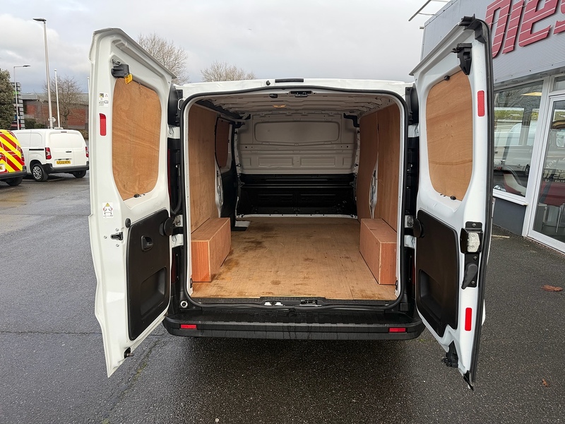 Renault Trafic dCi Blue LL30 Business - U6776