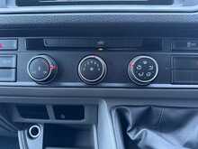 Volkswagen Crafter TDI CR30 Startline - U6777