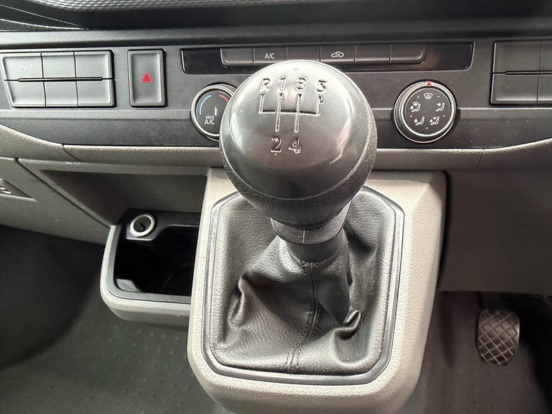 Volkswagen Transporter TDI T28 Startline SWB - U6790
