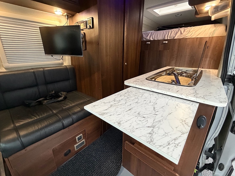 Volkswagen Crafter Mclaren Sports Home TDI CR35 BlueMotion Tech Highline - U6798
