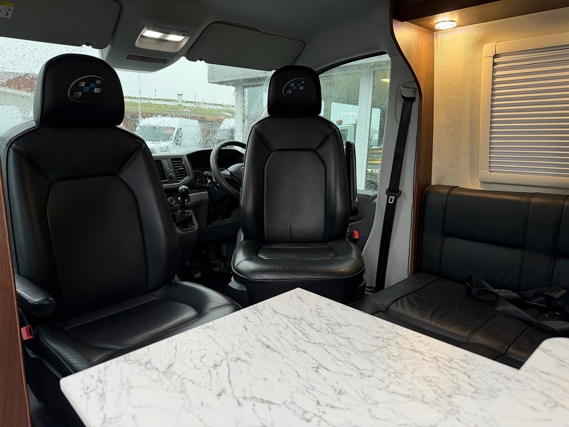 Volkswagen Crafter Mclaren Sports Home TDI CR35 BlueMotion Tech Highline - U6798