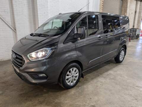 Ford Transit Custom 2.0 320 EcoBlue Titanium Minibus Double Cab 5dr Diesel Auto L2 Euro 6 (s/s) (130 ps)