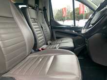 Ford Tourneo Custom 320 EcoBlue Titanium L2 130 - U6810