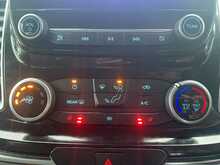 Ford Tourneo Custom 320 EcoBlue Titanium L2 130 - U6810