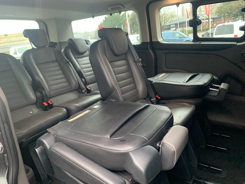 Ford Tourneo Custom 320 EcoBlue Titanium L2 130 - U6810
