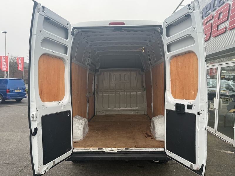 Citroen Relay BlueHDi 35 Enterprise Edition L3H3 - U6820