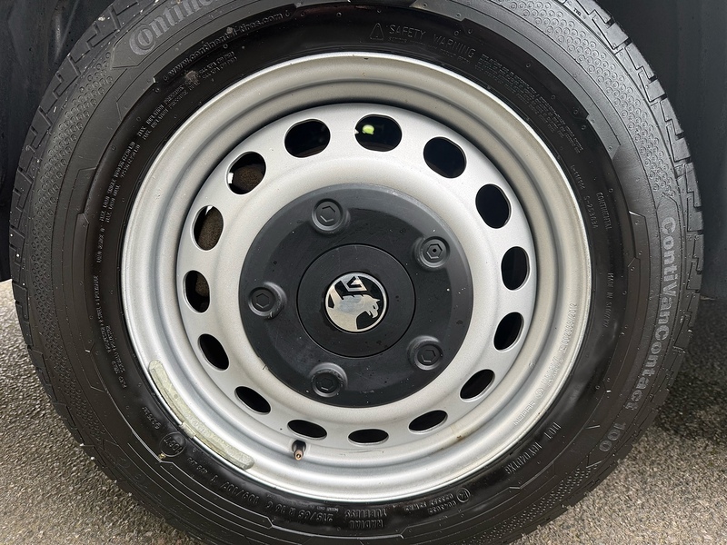 Vauxhall Vivaro 2.0 Turbo D Prime XL - U6825