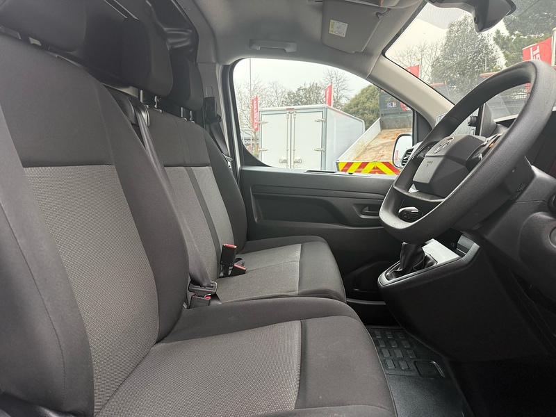 Vauxhall Vivaro 2.0 Turbo D Prime XL - U6825