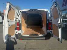 Vauxhall Vivaro 2.0 Turbo D Prime XL - U6825