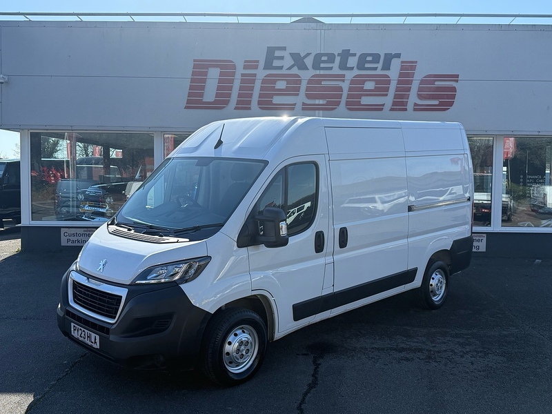 Peugeot Boxer BlueHDi 335 Professional Premium + L2H2 - U6842