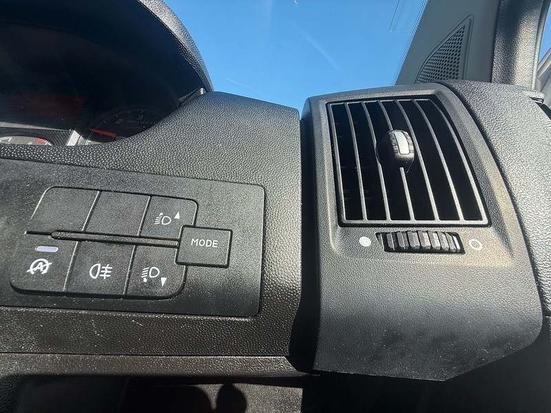 Peugeot Boxer BlueHDi 335 Professional Premium + L2H2 - U6842