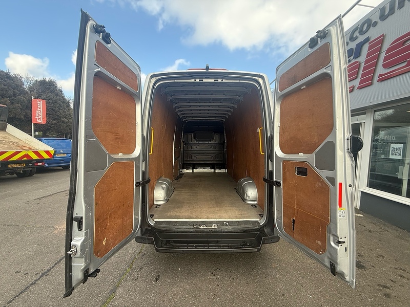 Volkswagen Crafter TDI CR35 Trendline - U6843