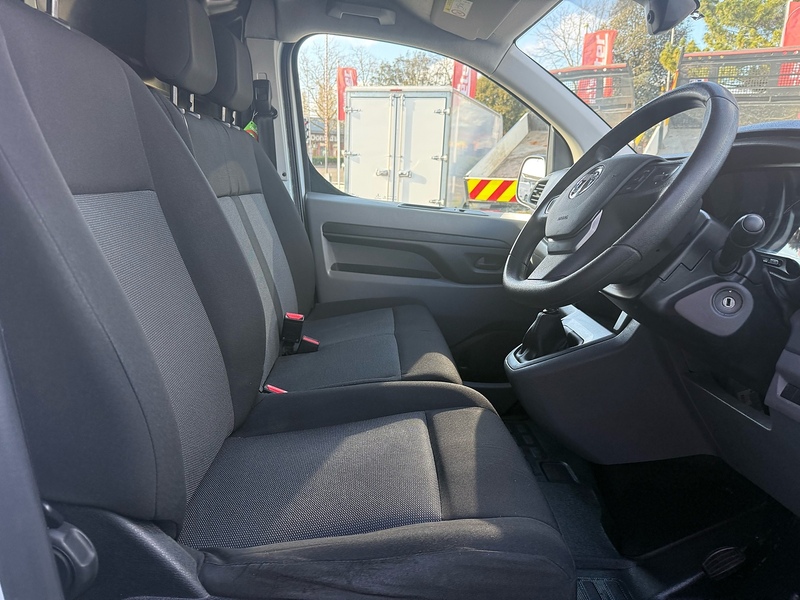 Vauxhall Vivaro Turbo D 2900 Dynamic L2 - U6844