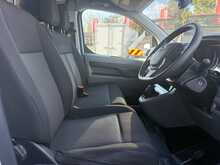 Vauxhall Vivaro Turbo D 2900 Dynamic L2 - U6844