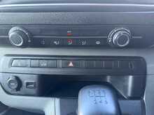 Vauxhall Vivaro Turbo D 2900 Dynamic L2 - U6844