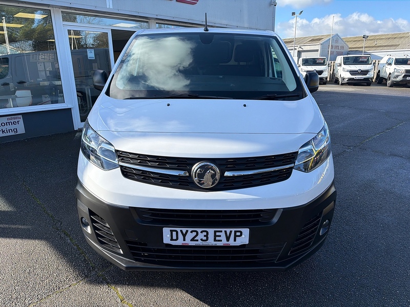 Vauxhall Vivaro Turbo D 2900 Dynamic L2 - U6846