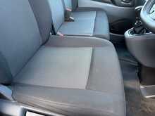 Vauxhall Vivaro Turbo D 2900 Dynamic L2 - U6846