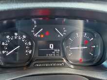 Vauxhall Vivaro Turbo D 2900 Dynamic L2 - U6846