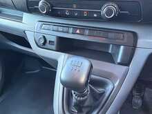 Vauxhall Vivaro Turbo D 2900 Dynamic L2 - U6846