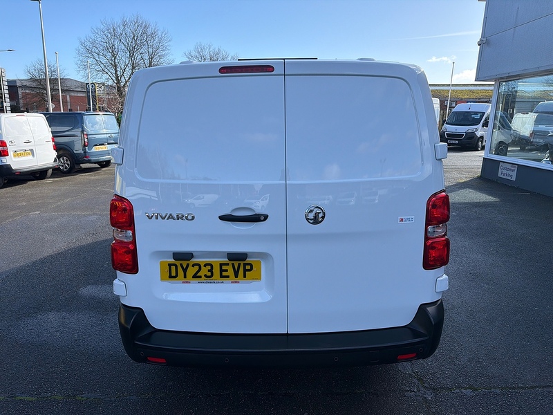 Vauxhall Vivaro Turbo D 2900 Dynamic L2 - U6846
