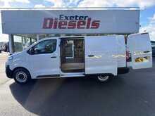 Vauxhall Vivaro Turbo D 2900 Dynamic L2 - U6846