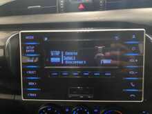 Toyota Hilux D-4D Active - U6850