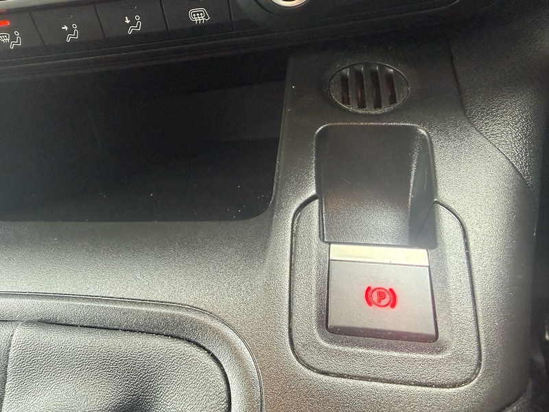 Citroen Berlingo BlueHDi 950 Enterprise XL - U6860