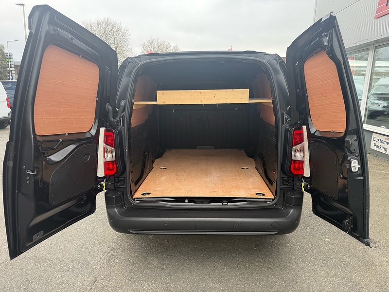 Citroen Berlingo BlueHDi 950 Enterprise XL - U6860
