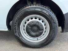 Ford Transit Custom 300 EcoBlue Leader L1H2 - U6861