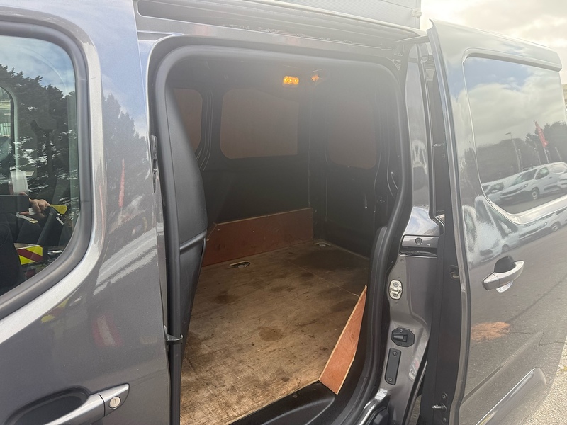 Peugeot Partner BlueHDi 650 Professional - U6875