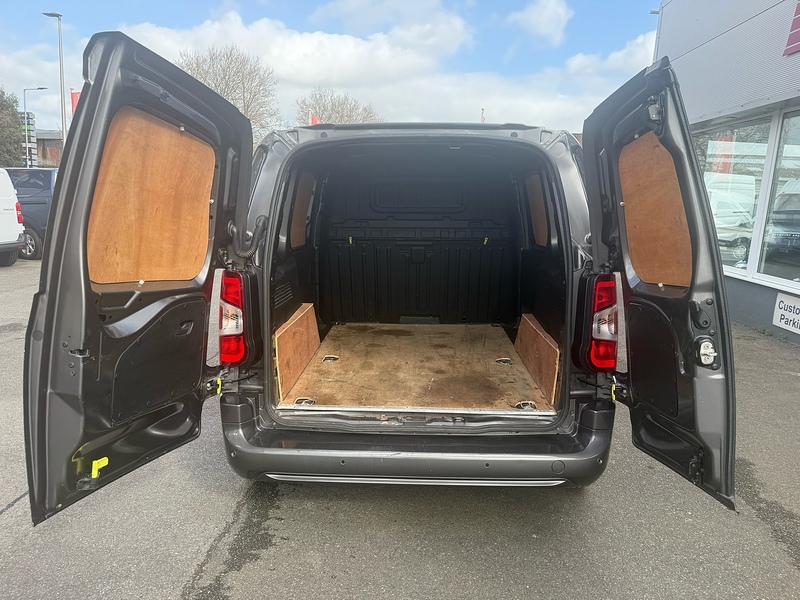 Peugeot Partner BlueHDi 650 Professional - U6875