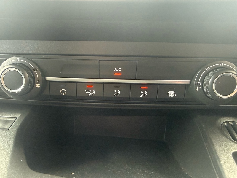 Peugeot Partner BlueHDi 650 Professional - U6876