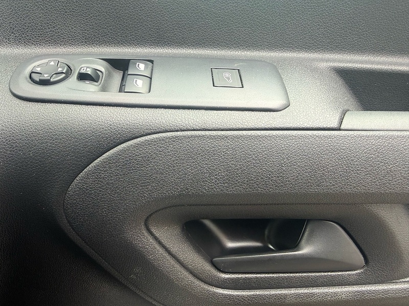 Peugeot Partner BlueHDi 650 Professional - U6876