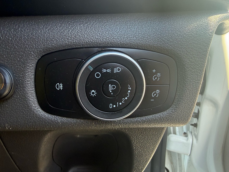 Ford Transit Custom 280 EcoBlue Leader - U6886