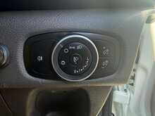 Ford Transit Custom 280 EcoBlue Leader - U6886