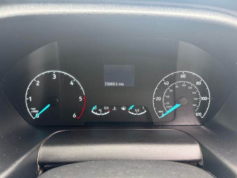 Ford Transit Custom 300 EcoBlue Leader - U6888