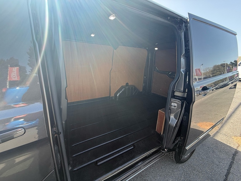 Ford Transit Custom 300 EcoBlue Limited - U6890