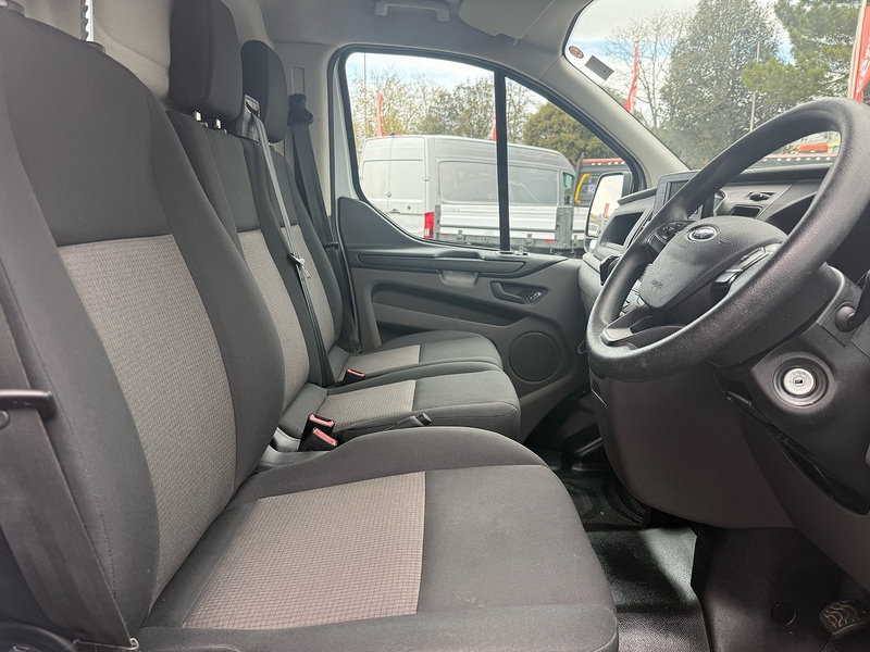 Ford Transit Custom 280 EcoBlue Leader - U6892