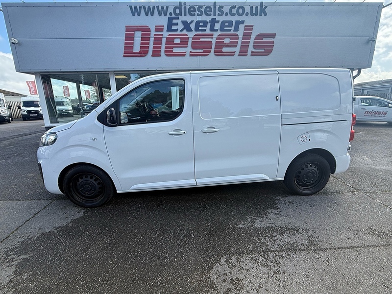 Vauxhall Vivaro Turbo D 2900 Pro - U6896