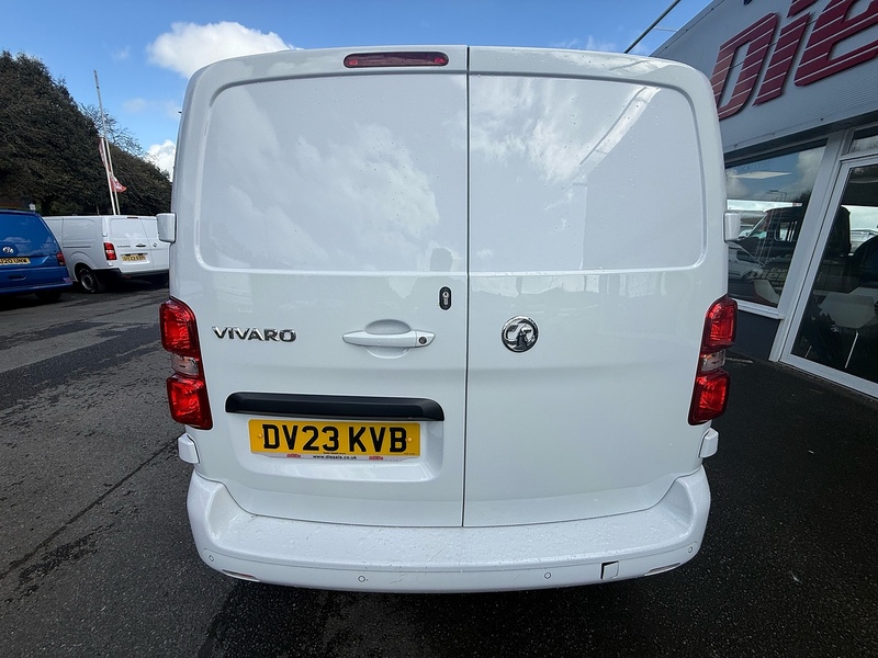 Vauxhall Vivaro Turbo D 2900 Pro - U6896