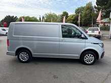Volkswagen Transporter TDI T28 Highline SWB - U6898