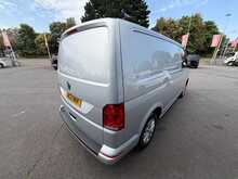Volkswagen Transporter TDI T28 Highline SWB - U6898