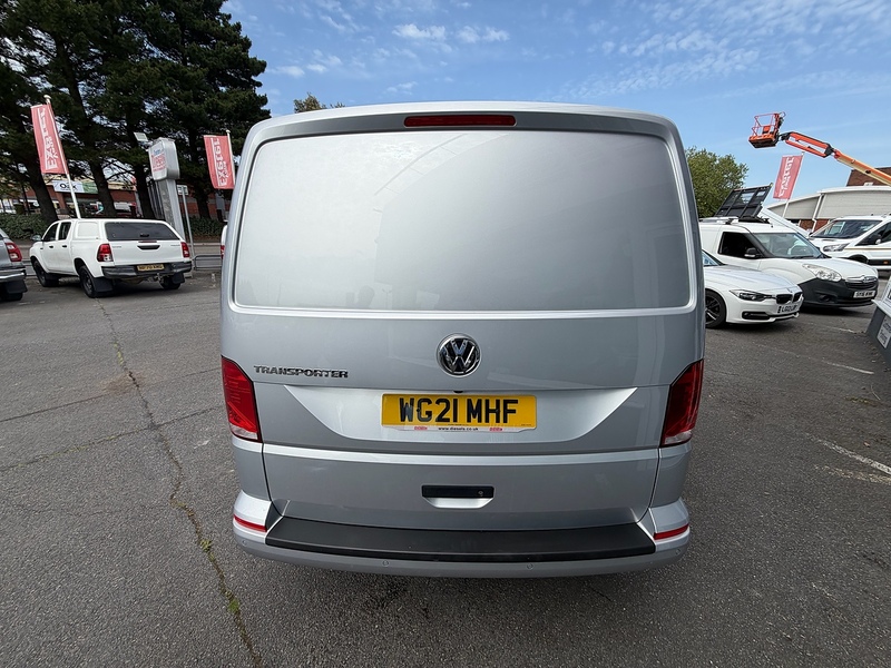 Volkswagen Transporter TDI T28 Highline SWB - U6898