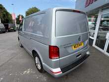 Volkswagen Transporter TDI T28 Highline SWB - U6898