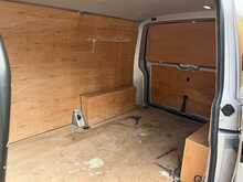 Volkswagen Transporter TDI T28 Highline SWB - U6898